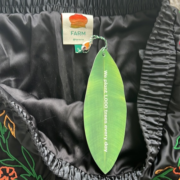 Farm Rio pants - Picture 4 of 4